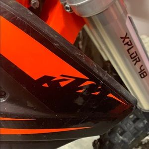 Meet your Posher, Hayley